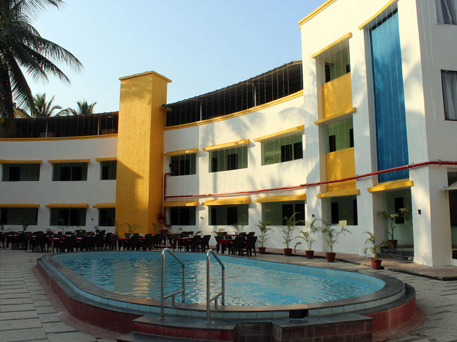 Hotel Searock Villa Daman